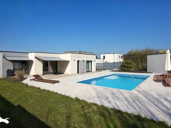Contemporaine de 6 pièces principales