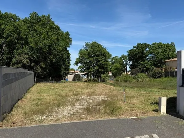 Terrain 1032 m²