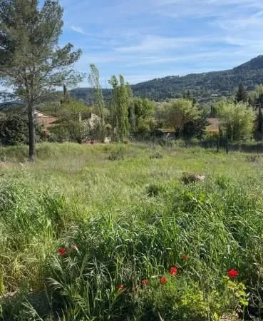 Terrain 800 m² Le Beausset