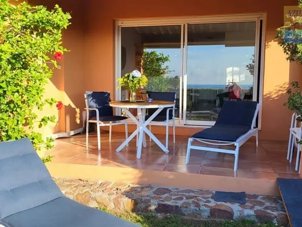 Villa jumelée: 3 pièces (3/4 couchages) cuisine américaine terrasse, jardin vue mer * ROVI 36 *