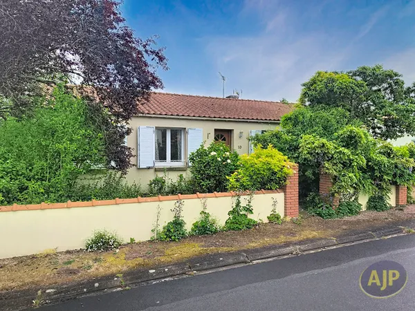Maison Les Brouzils 5 pièce(s) 88.93 m2