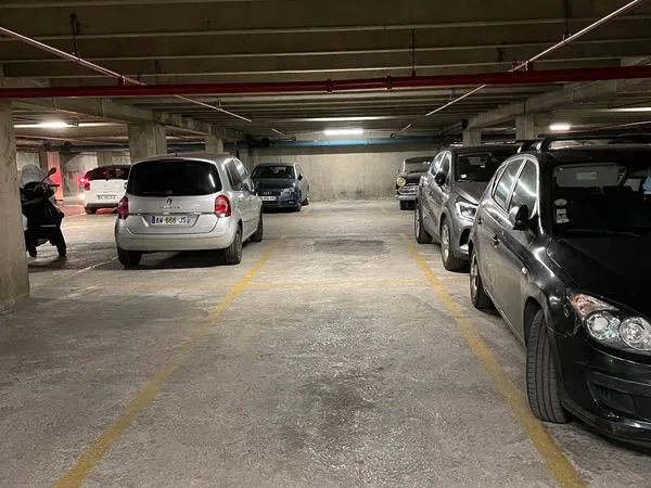 Parking 1er SS ultra sécurisé