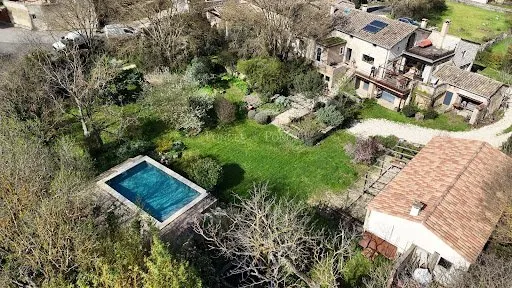 Maison 14 pièces 338 m²