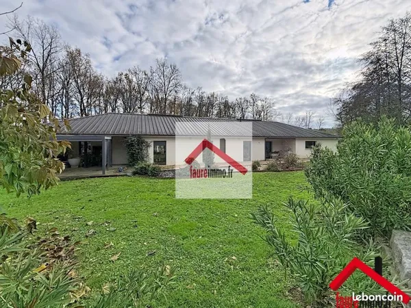 Maison 8 pièces 200 m²