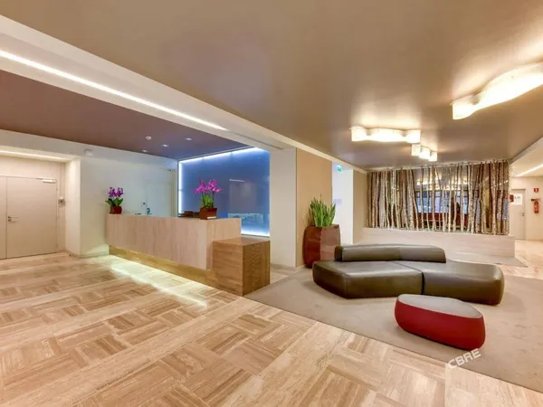Bureaux 5152 m²