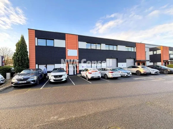 Local d'activité 290 m²