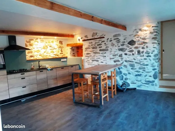 Superbe appartement T2 rénové avec jardin - Centre Jausiers