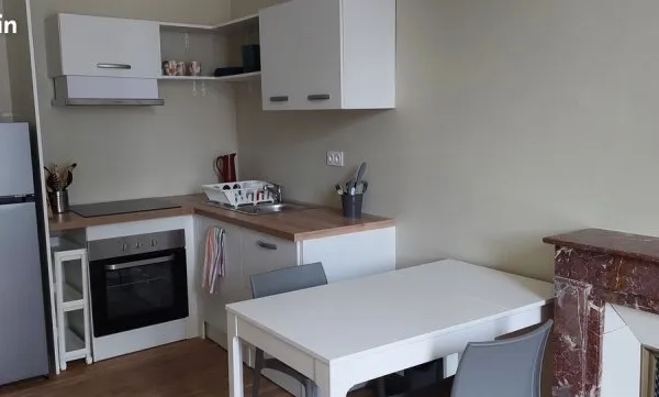 Appartement T3 rénové rue Sidi Brahim
