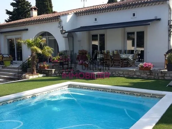 Maison 5 pièces 143 m²