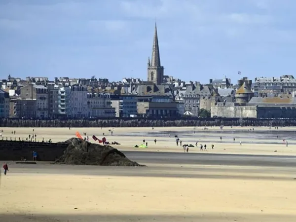 SAINT MALO : T2 neuf au 2ème étage