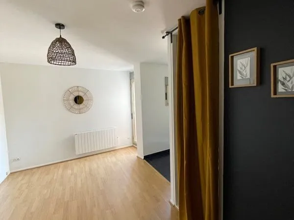 Charmant studio facultés 24m2 / Parking privatif / Cave
