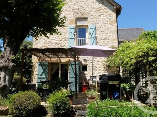 Propriété 6 pièces 182 m²