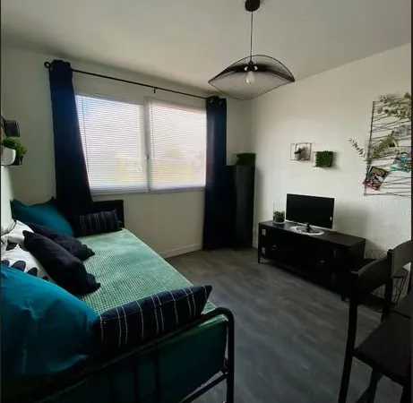 Studio meublé 19 m² - Royan