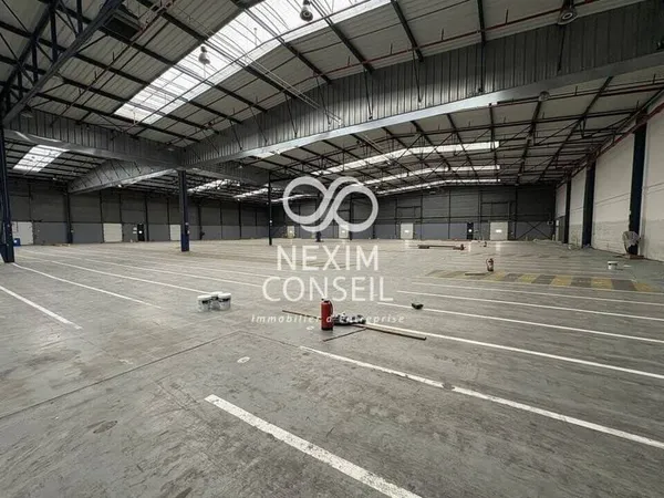 Entrepôt 22131 m²