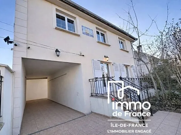 Maison 9 pièces 126 m²