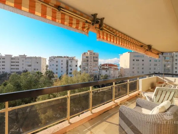 Appartement 4 pièces 104 m²