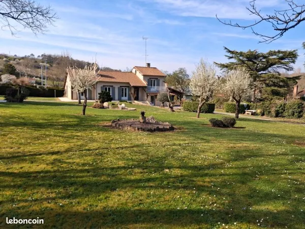 390 000 Boulazac isle manoire 24330