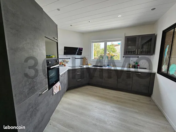 Vente | Maison | 4p | 3ch | 200.00 m² | Boivre-la-Vallée | Jardin · Piscine