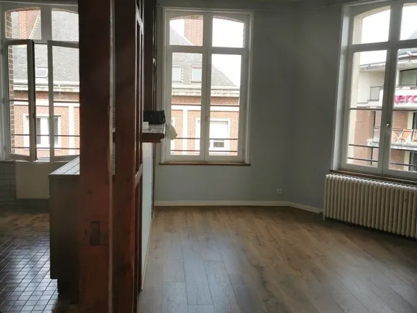 Trés bel appartement à coté cathédrale