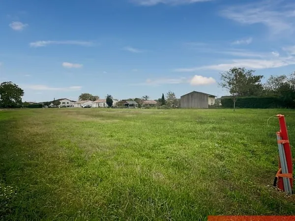 Terrain 1003 m²