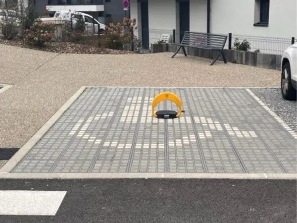 Place de parking sécurisé