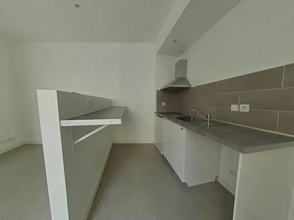 STUDIO HYPER CENTRE