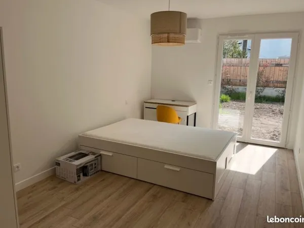 Appartement Location Pessac 1p 17m² 500€