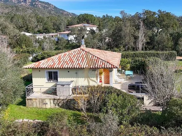 Villa indépendante T2 au calme proximité commerces