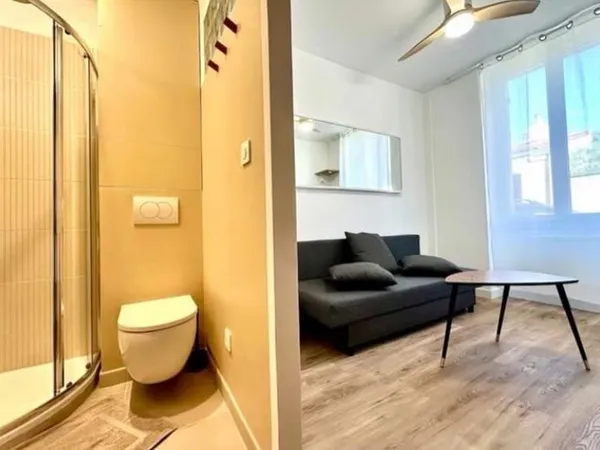 Appartement Location Bordeaux 1p 12m² 600€
