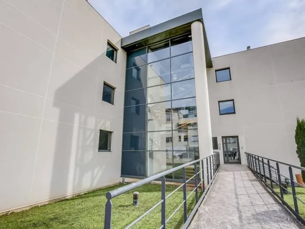 Bureau 1171 m²