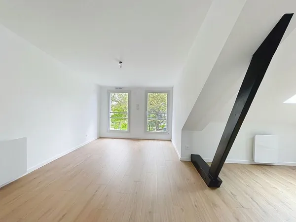 QUARTIER NEY/ST SERGE - T2 NON MEUBLE neuf - DISPONIBLE LE 24/04