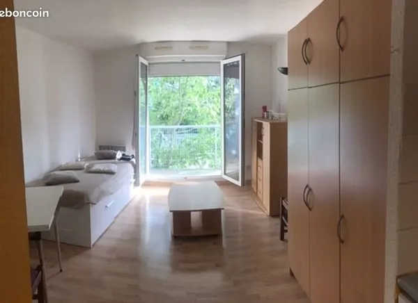 Vente studio meublé