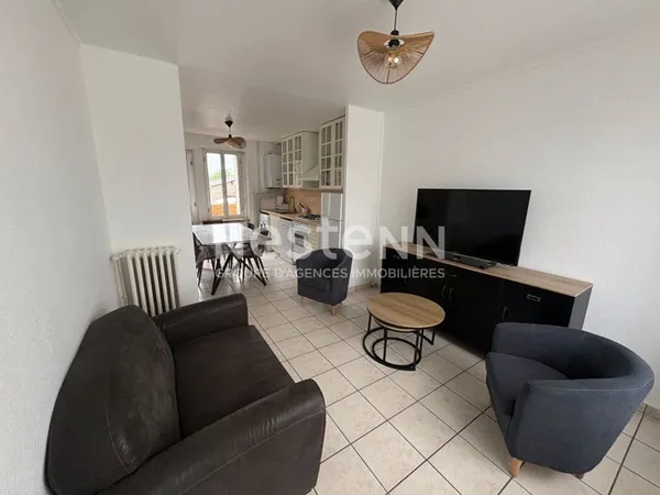 A LOUER - Maison - Questembert - 3 chambres - 70 m2