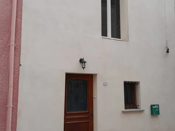 MAISON DE VILLAGE RENOVEE