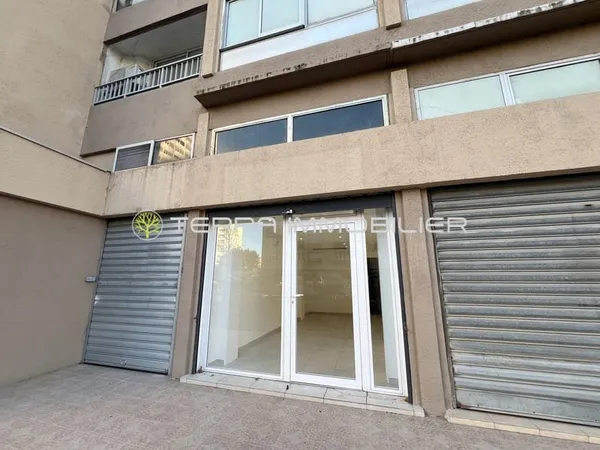 LOCAL COMMERCIAL OU PROFESSIONNEL RESIDENCE PRINCE IMPERIAL