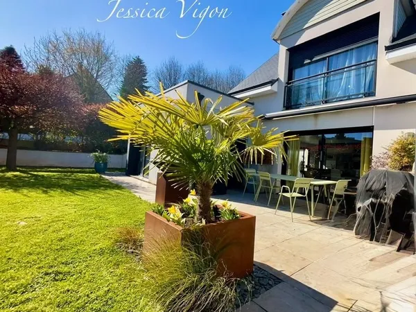 Maison 6 pièces 194 m²