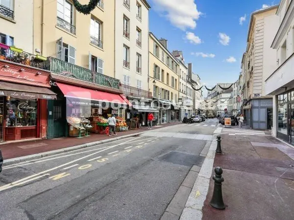 Local commercial 123 m²