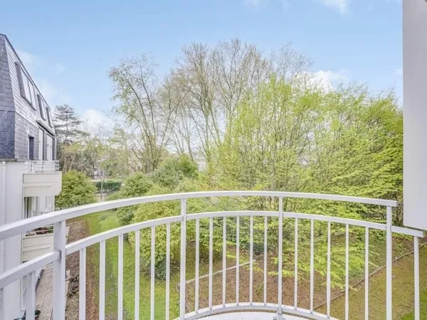 4 pièces - balcon - cave - parking - La Garenne-Colombes