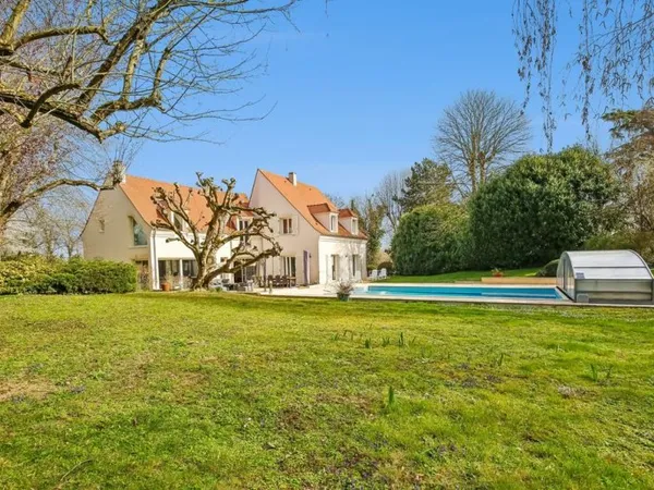 Maison individuelle 10 pièces 412 m²
