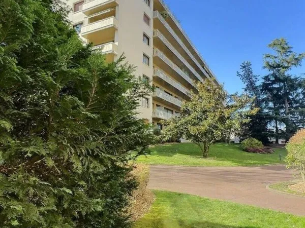 Appartement 5 pièces 107 m²