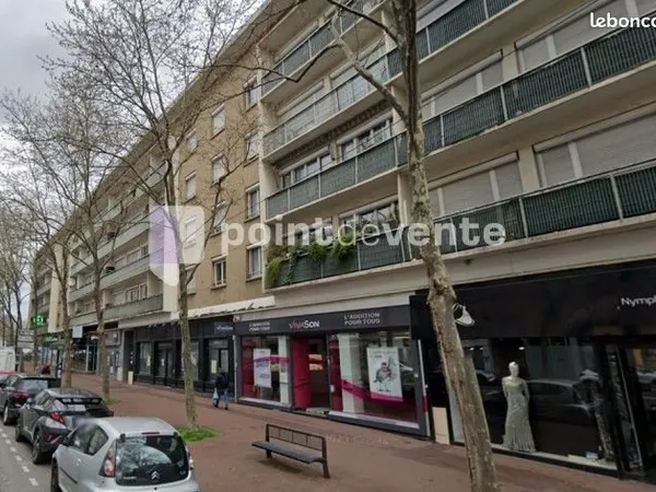 Commerce cadeaux/fleurs 91 m²