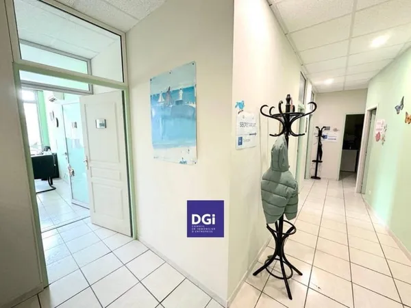 Bureaux 150 m²