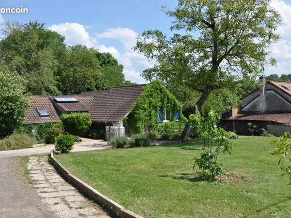 Et si votre maison finançait une partie de votre vie ? Maison 300m² sur 8000 m² - projet bi-familial