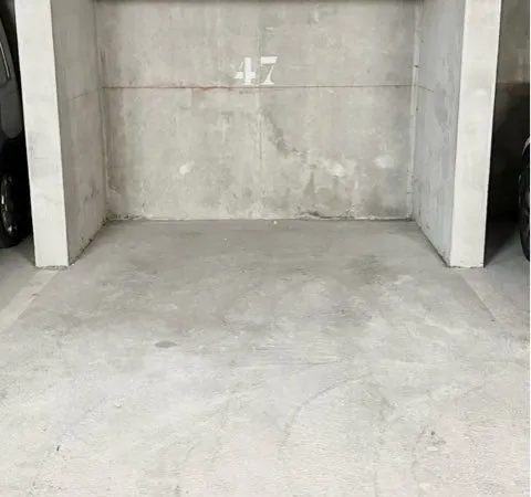 Location place parking sous sol
