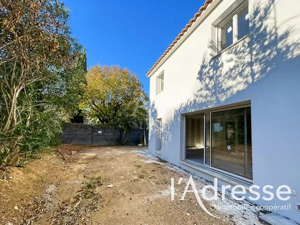 Maison Aubagne - 4 pièces - 95 m2