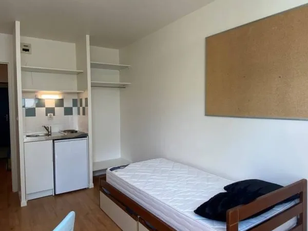 Studio 1 pièce 18 m²