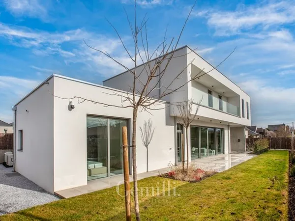 Maison contemporaine neuve