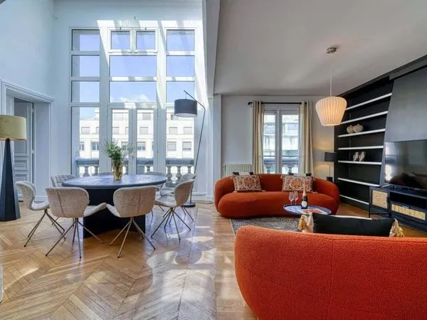 Appartement 6 pièces 190 m²