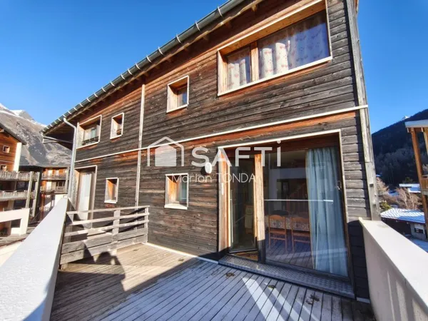 Duplex avec terrasse vue montagnes