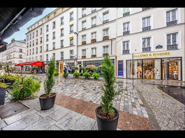 Studio 1 pièce 13 m²